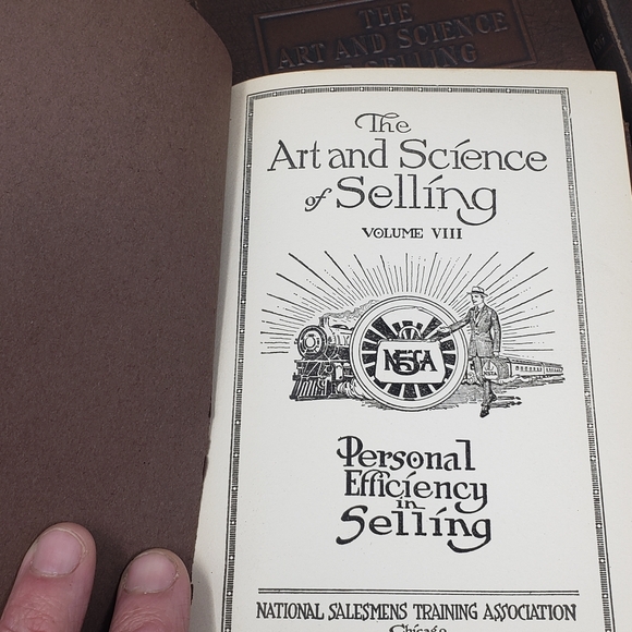 The Art & Science Of Selling Bookset - Picture 7 of 10